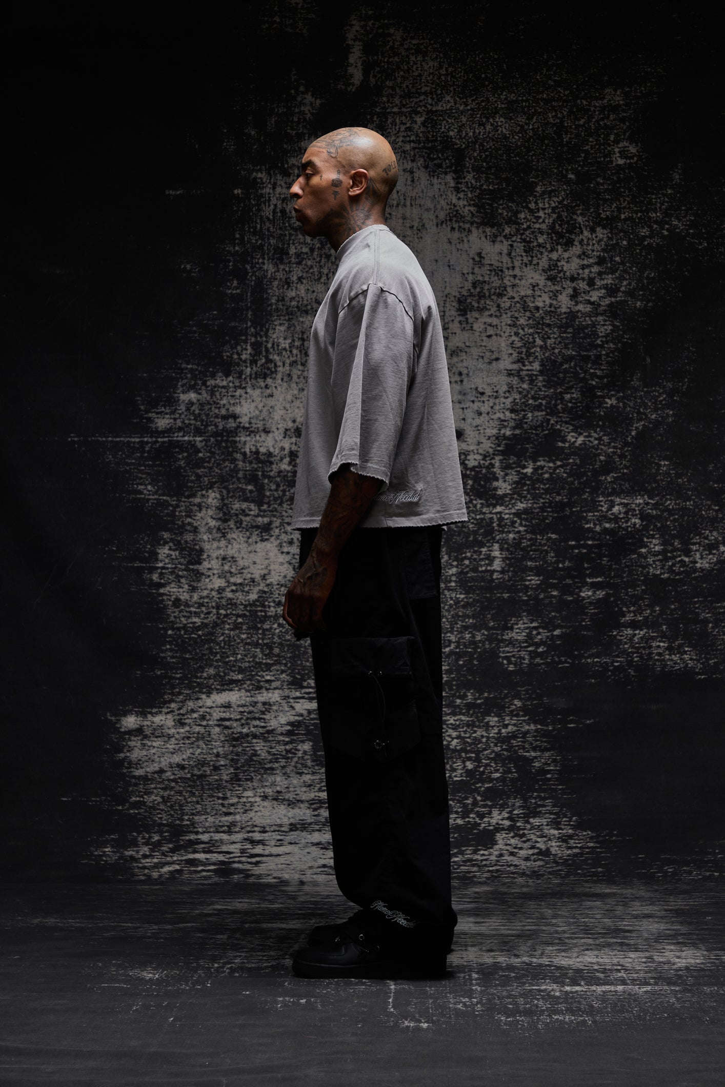NNN "ECLIPSE" CROPPED TEE